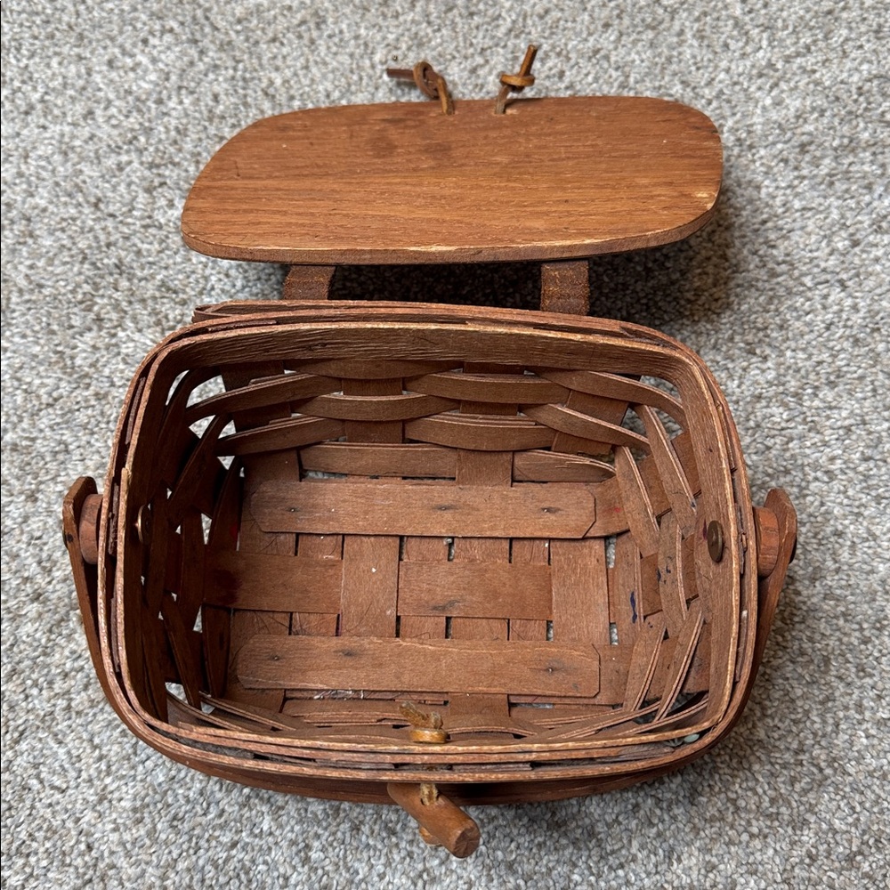 Longaberger | Vintage 1989 Signed Hand Woven Mini Picnic Kiddie Purse Basket - Picture 3 of 10